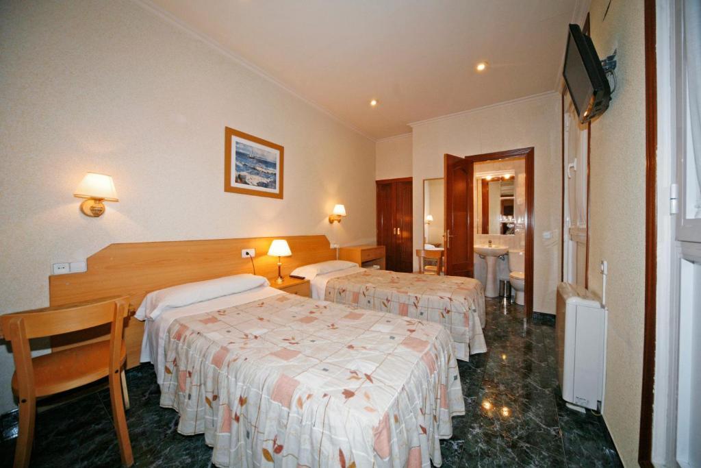 Hostal Prim Мадрид Экстерьер фото
